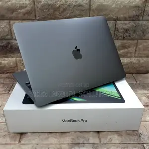 New Laptop Apple MacBook Pro M1 8GB Apple M1 SSD 512GB