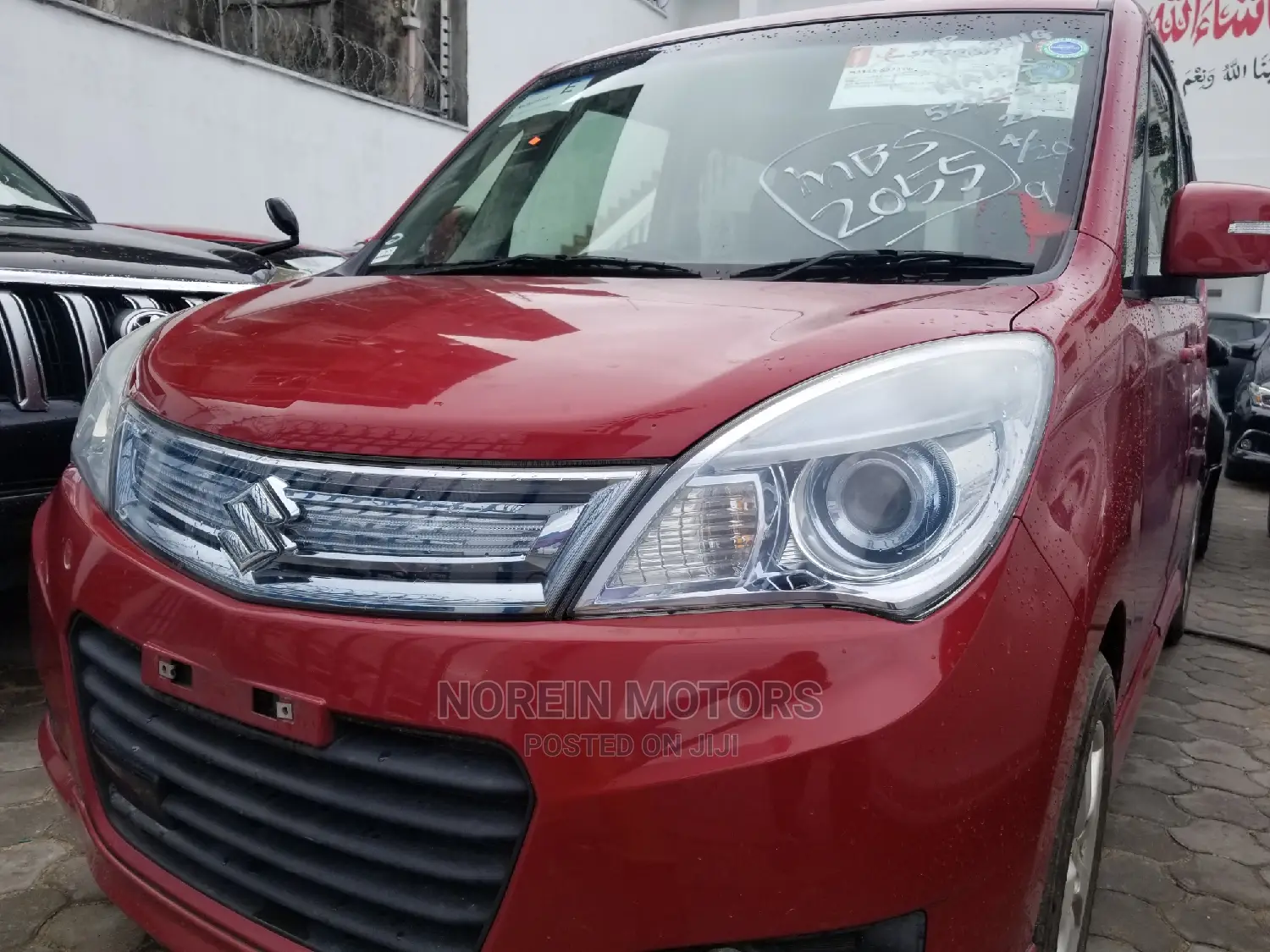 Suzuki Solio 2015 Red