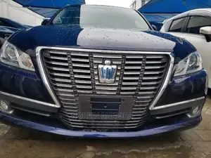 Toyota Crown 2015 Blue