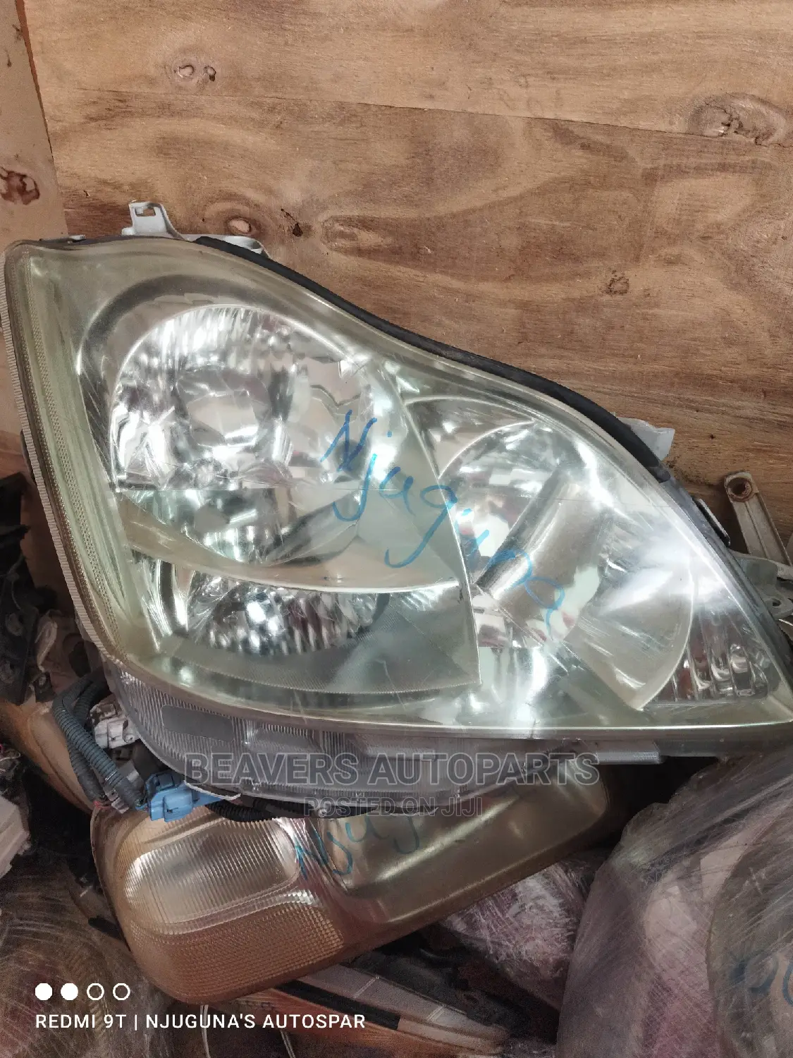 Crown 2008 Headlight