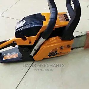 Wasp Chainsaw