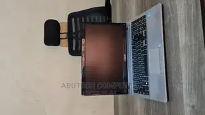 Laptop Samsung 4GB Intel Core I3 HDD 500GB