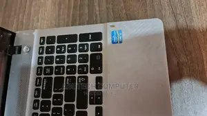 Laptop Samsung 4GB Intel Core I3 HDD 500GB