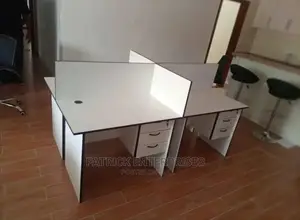 Executive 4 Way Workstation 1.2mtrs Each Desk
