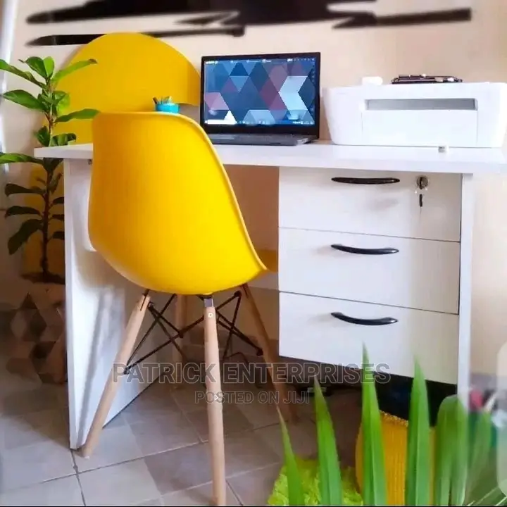 0.9 Mtrs Office Desk Plus Portable Eames Chairs