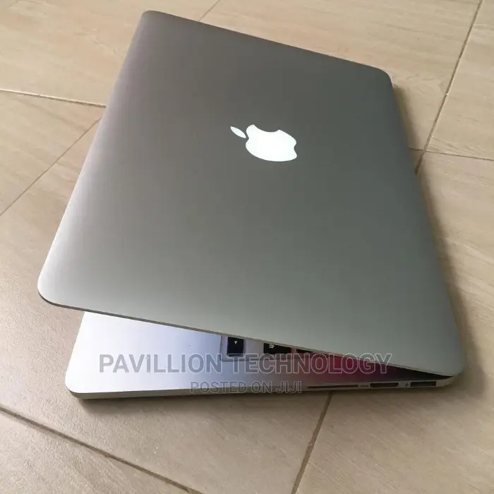 Laptop Apple MacBook Pro 4GB Intel Core I5 HDD 500GB