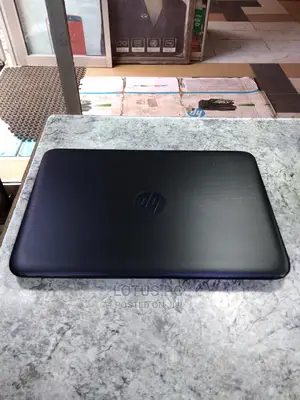 Laptop HP Stream Laptop 4GB Intel Celeron SSD 60GB