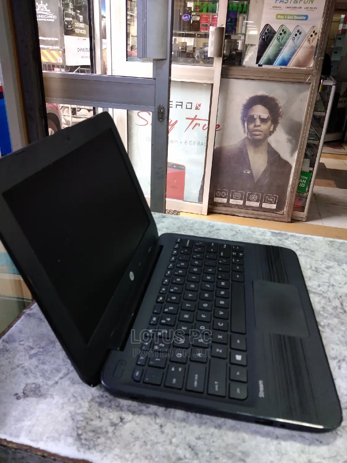 Laptop HP Stream Laptop 4GB Intel Celeron SSD 60GB