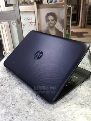 Laptop HP Stream Laptop 4GB Intel Celeron SSD 60GB