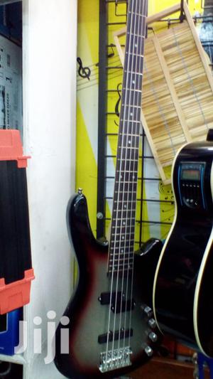 Bass Guitar 5 Strings