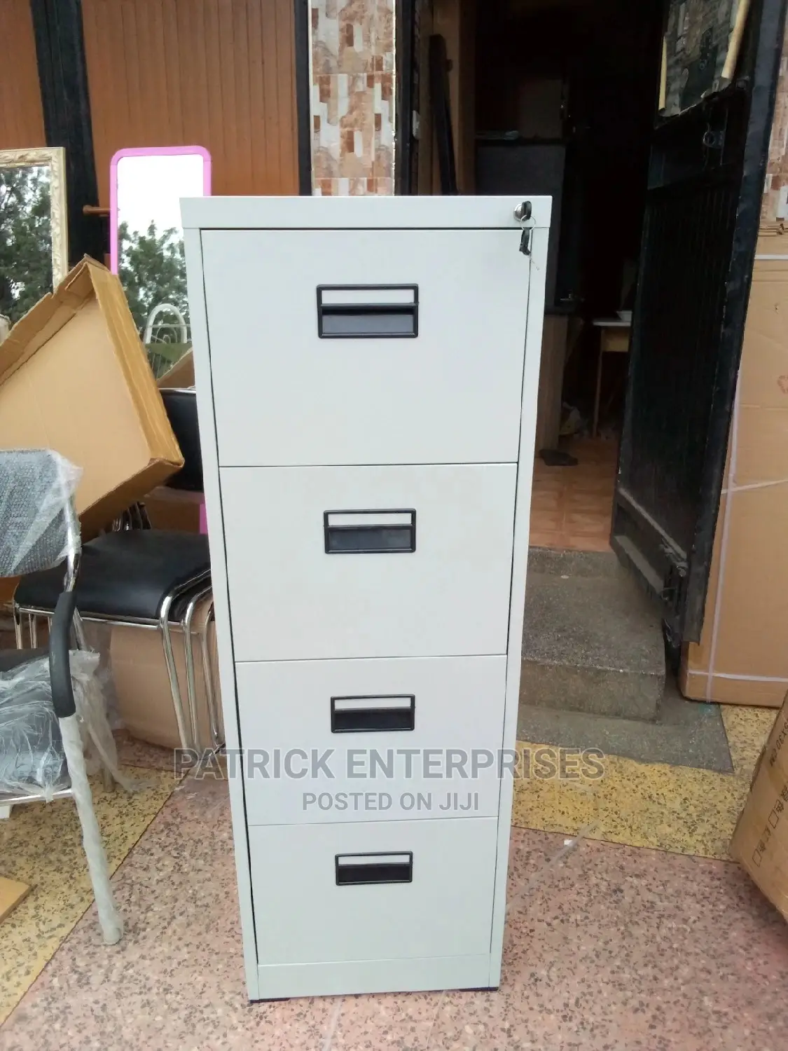 Morden Filling Cabinet 4 Drawers