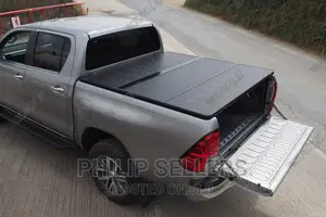 Toyota Hilux D/C Eagle1 Hard Tri Fold Tonneau Cover