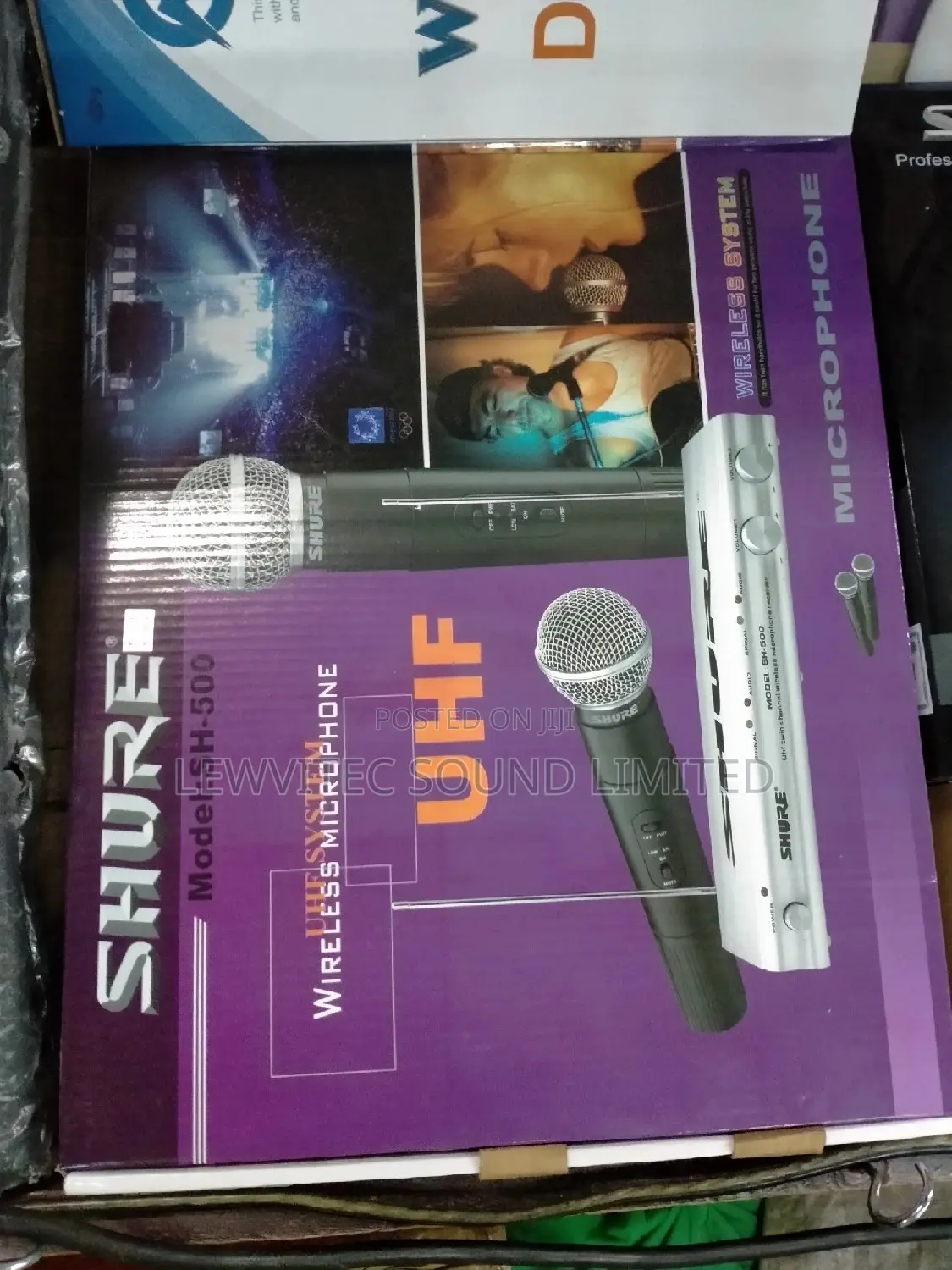 Shure Wireless UHF Microphone