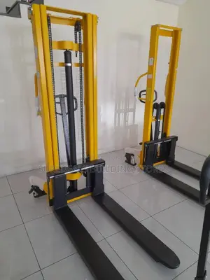 Hydraulic Manual Stacker 2ton.3mtrs.