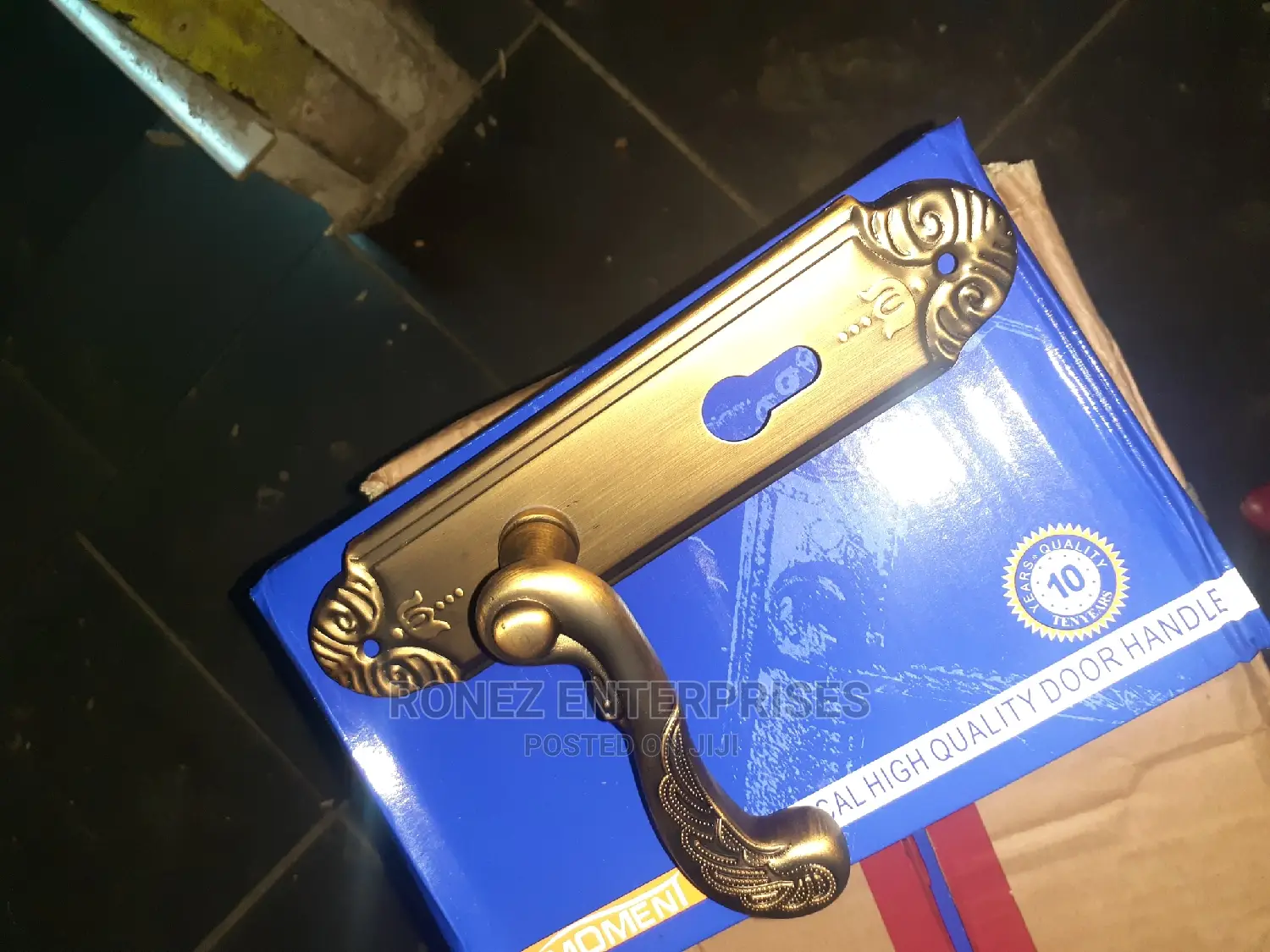 Moment Door Lock