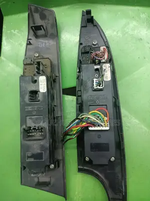 Mazda 2007 Main Door Switch