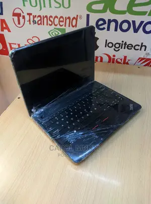 Laptop Lenovo ThinkPad X131e 4GB Intel Celeron HDD 500GB