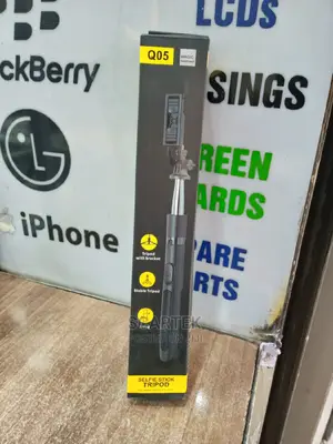 Selfie Stick Tripod Q05