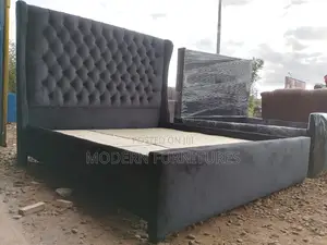 6/6 Tufted Bed