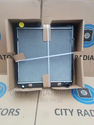 Radiator for Toyota Landcruiser FJ79.