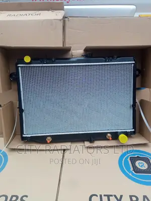 Radiator for Toyota Landcruiser FJ80.