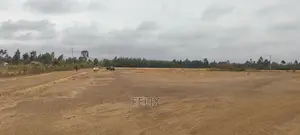 10 Acres Narumoru/Male