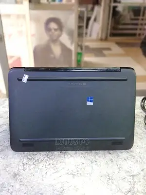 Laptop HP Stream 14 Pro G3 4GB Intel Celeron SSD 60GB