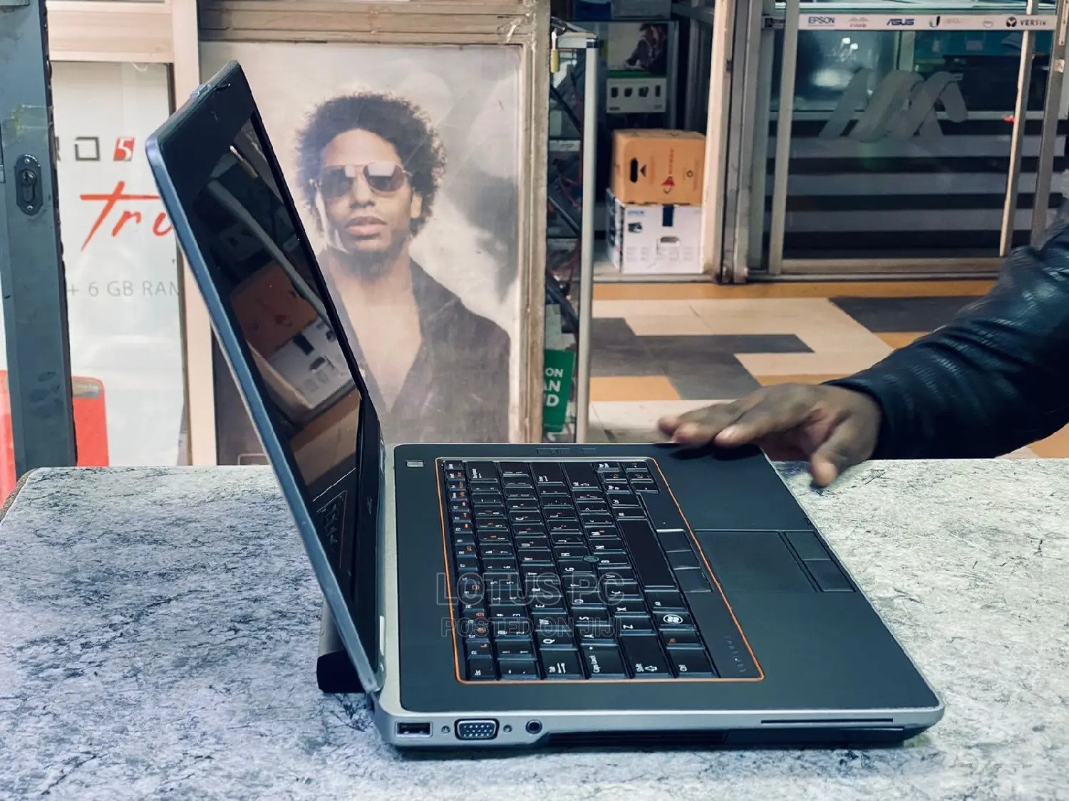 Laptop Dell Latitude E6420 4GB Intel Core I5 HDD 320GB