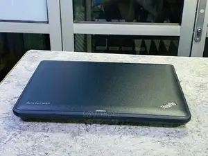 Laptop Lenovo ThinkPad X131e 4GB Intel Celeron HDD 320GB