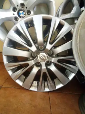 Size 18 Inches Lexus Original Sport Rims Set