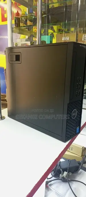 Desktop Computer Dell Precision 7910 8GB Intel Core I7 SSD 256GB