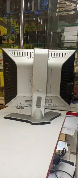 17" Dell TFT