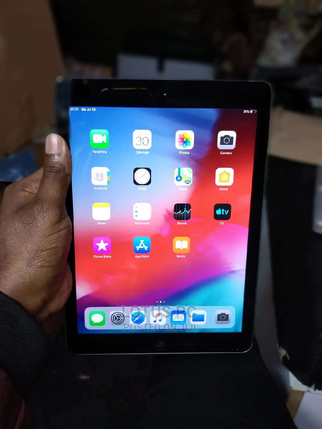 Apple iPad Air 32 GB Gray