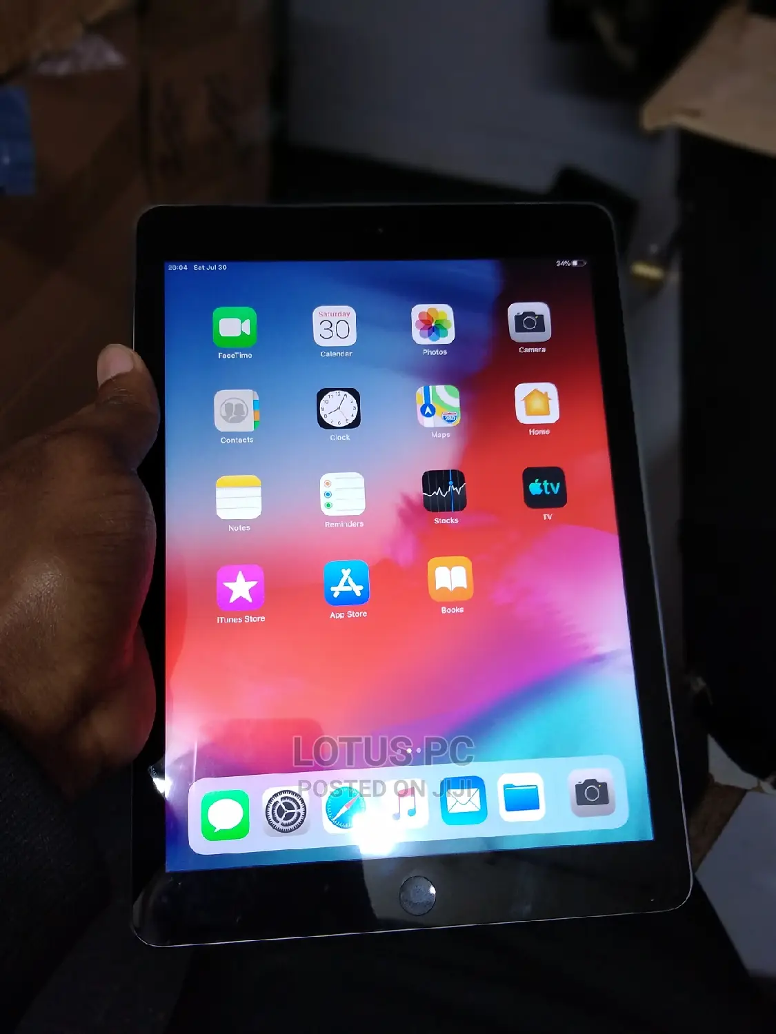 Apple iPad Wi-Fi 32 GB Gray