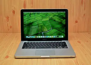 Laptop Apple MacBook Pro 4GB Intel Core I5 HDD 500GB