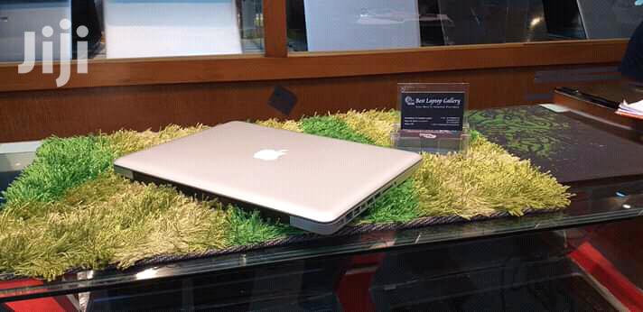 Laptop Apple MacBook Pro 4GB Intel Core i5 HDD 500GB