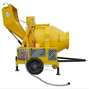 Self Loading Concrete Mixer