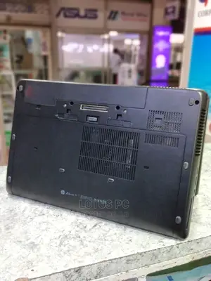 Laptop HP ZBook 17 8GB Intel Core I5 SSD 256GB