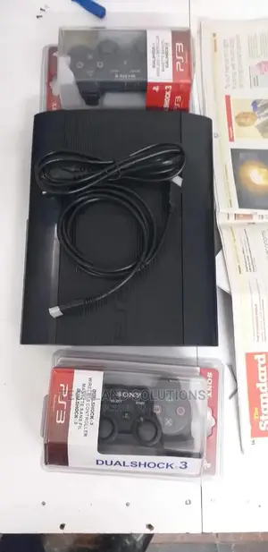PLAYSTATION 3 +10 GAMES