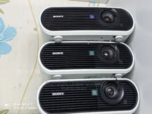Sony Projectors Vpl-Ex7