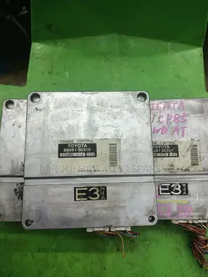 Toyota Sienta Engine Computer 2004/E3/1nz/4wd