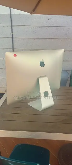 Desktop Computer Apple iMac 8GB Intel Core I5 HDD 1T