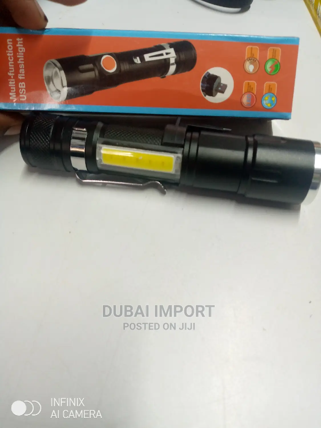 Rechargeable LED Flashlight Zooming Torch