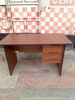 1.2 Mtrs Office Desk