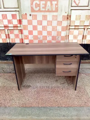1.2 Mtrs Office Desk