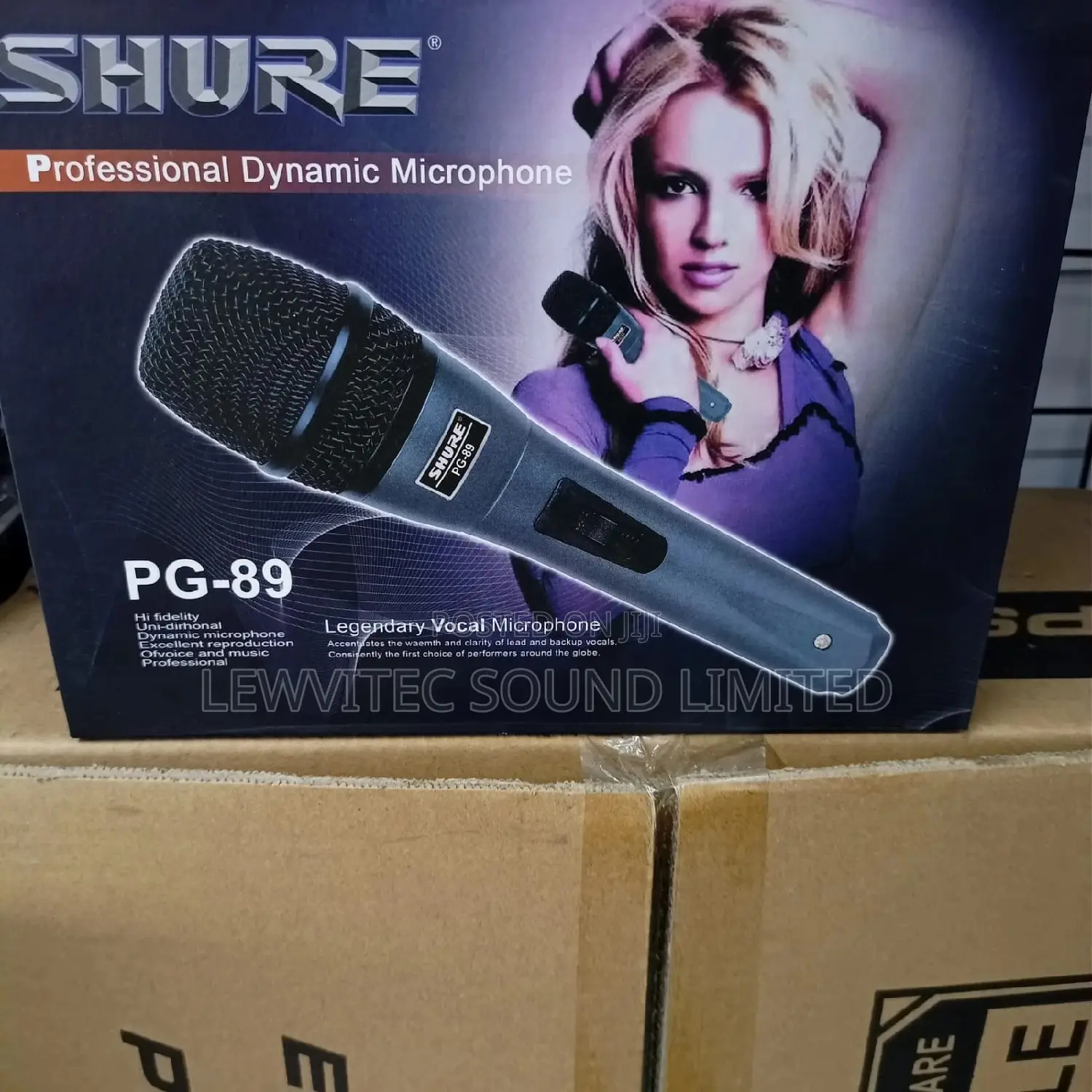 Shure Professional Dynamic Microphone
