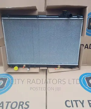 Toyota Harrier McU10 Radiator.