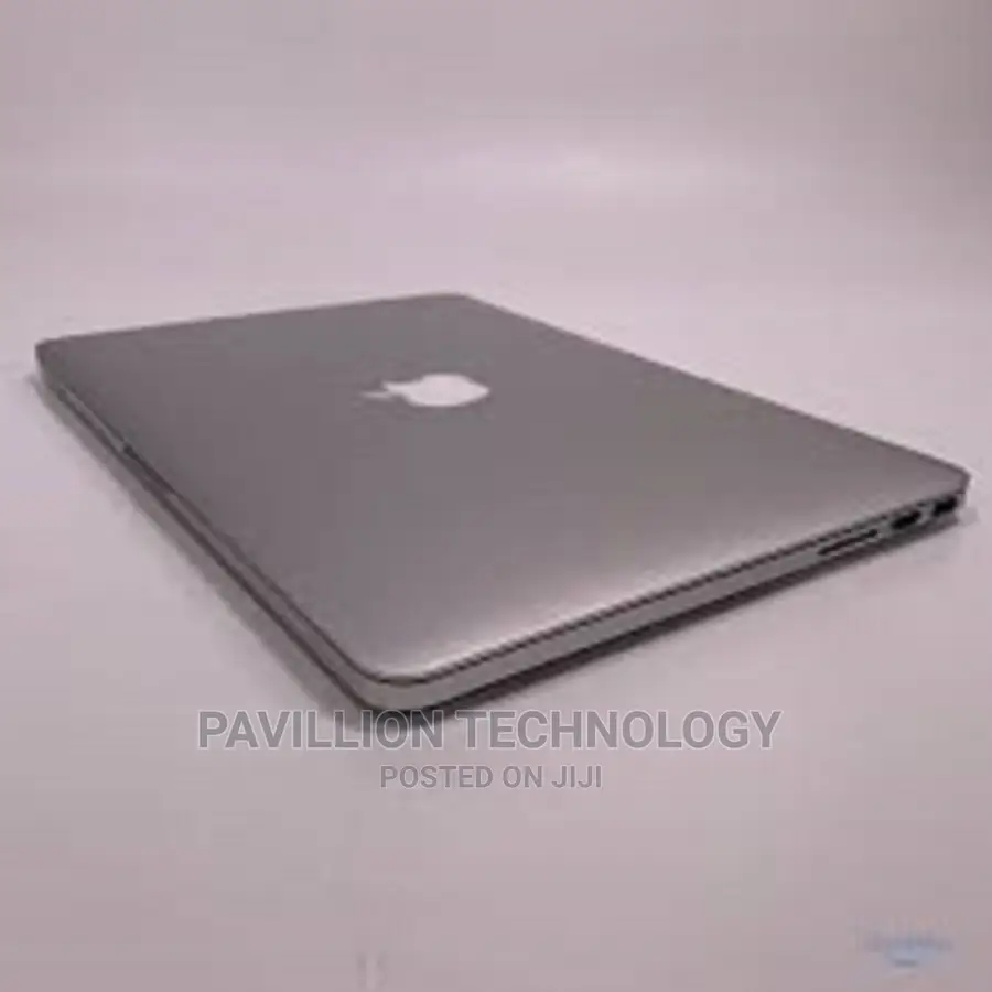 Laptop Apple MacBook Pro 2015 8GB Intel Core I5 SSD 256GB