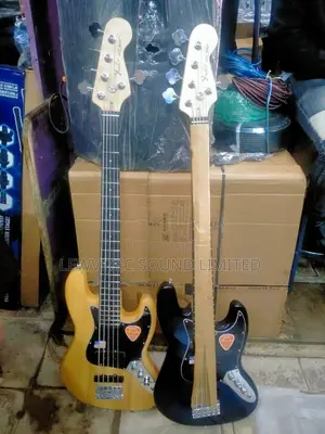 Fender 5 Bass Strings