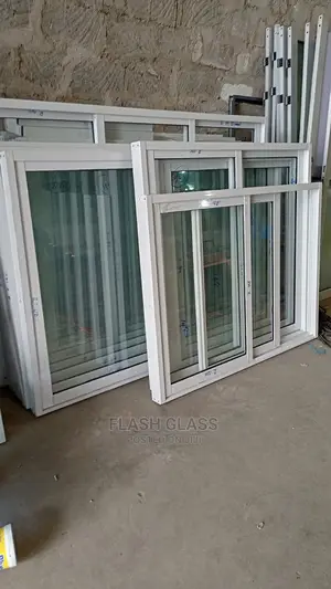 Customized Aluminium Sliding Window and Doors